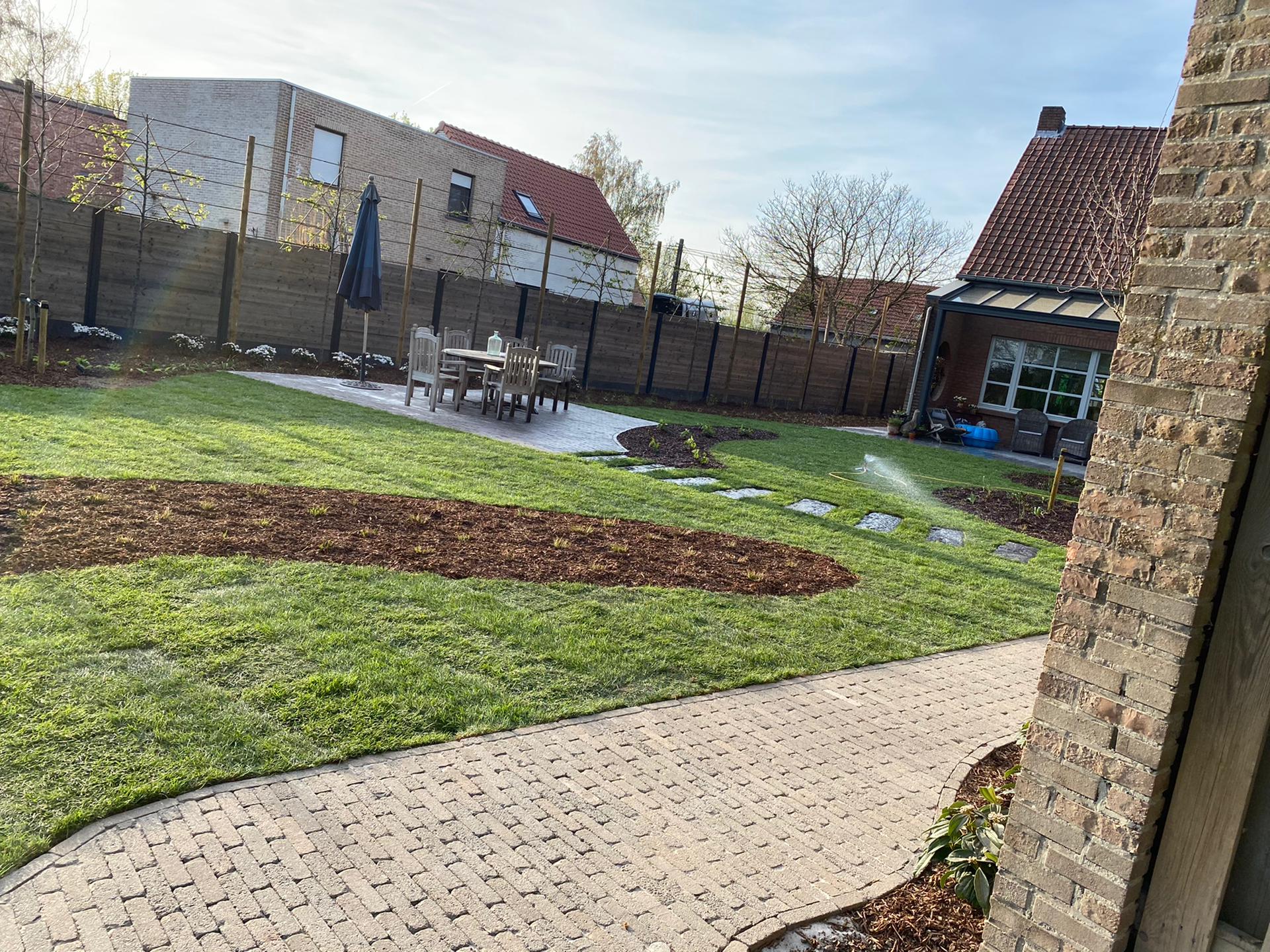 Privétuin te Brecht - Cis Van der Linden Tuinaanneming en -Architectuur