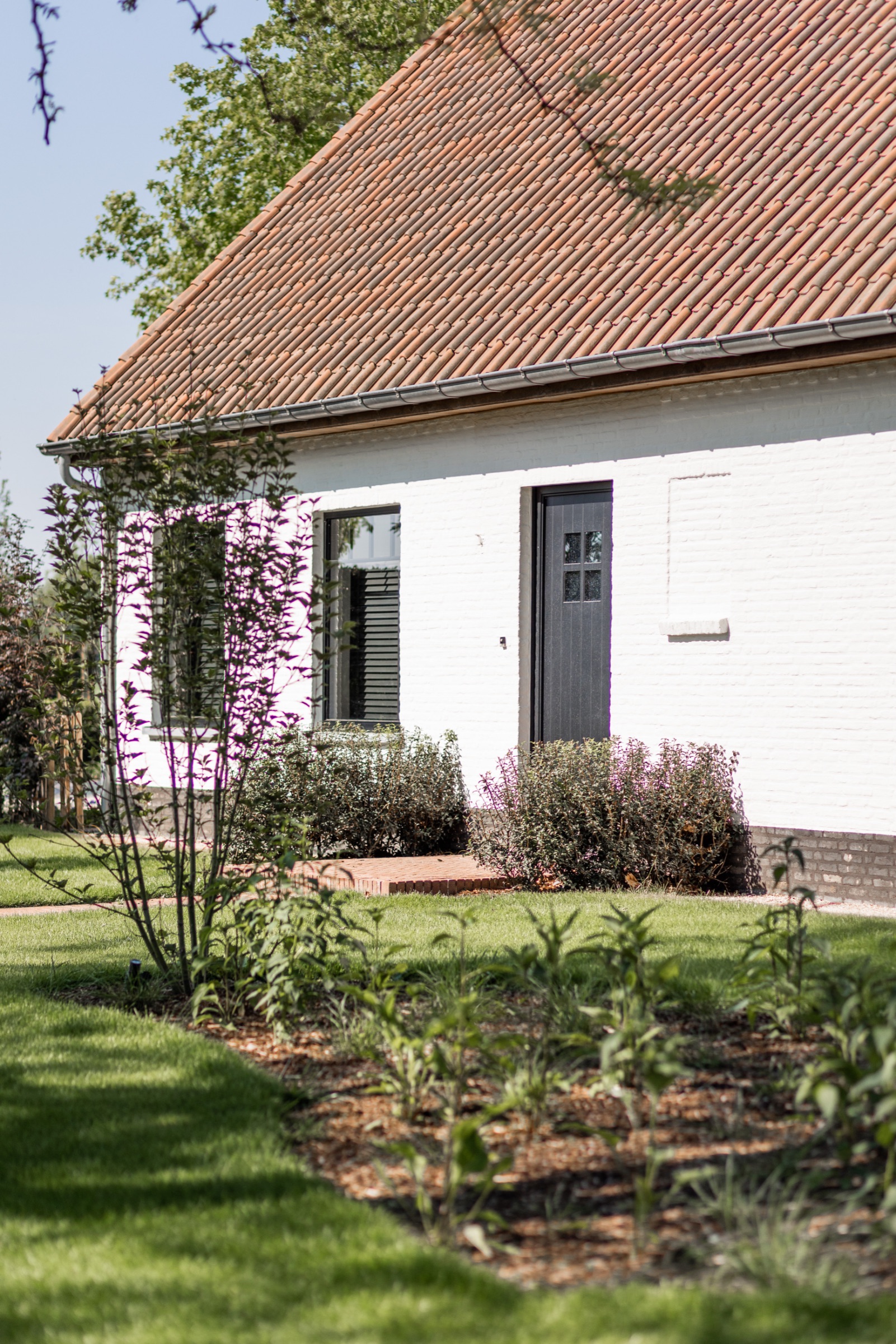 Betoverende Landelijke tuin - Cis Van der Linden Tuinaanneming en -Architectuur