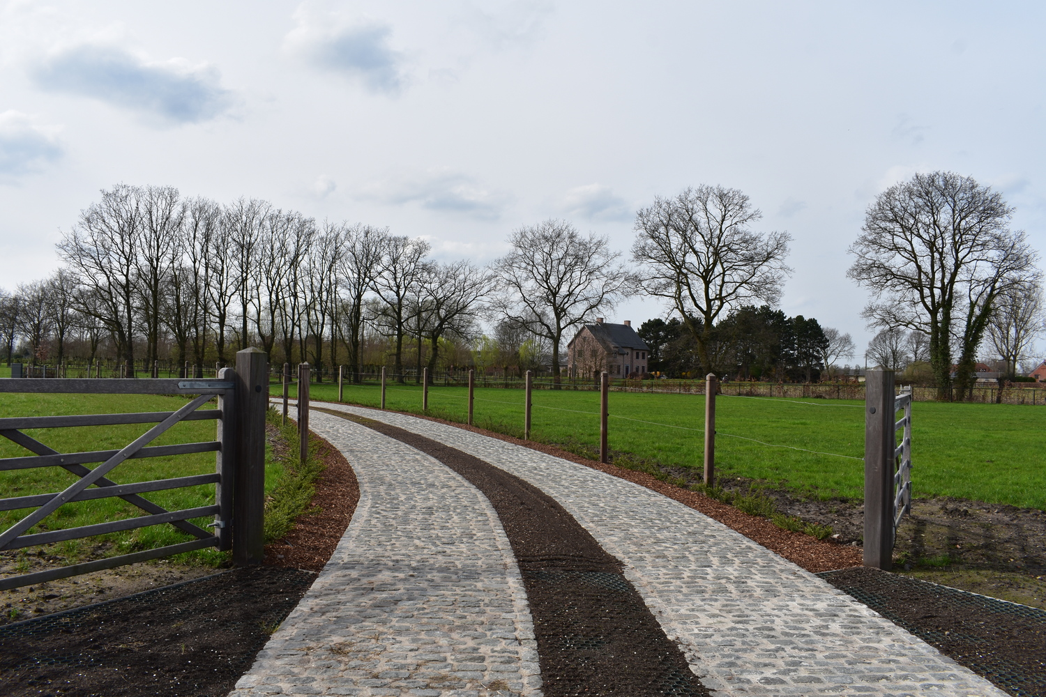 Hippisch project te Brecht - Cis Van der Linden Tuinaanneming en -Architectuur