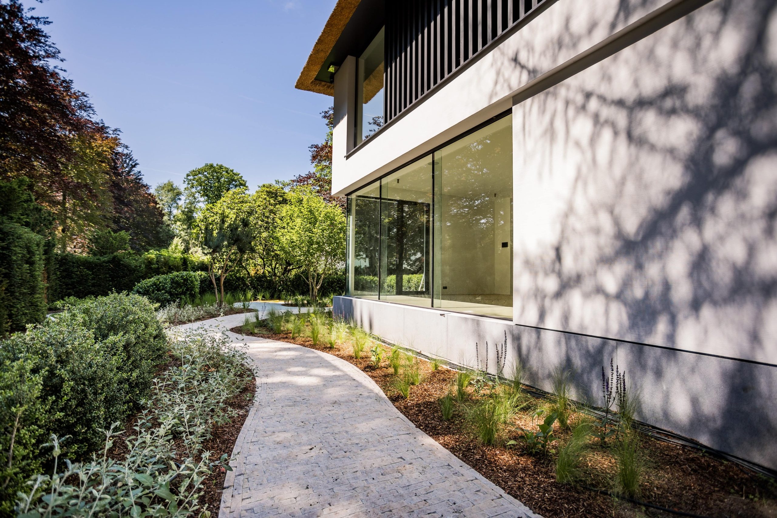 Villatuin te Brasschaat - Cis Van der Linden Tuinaanneming en -Architectuur