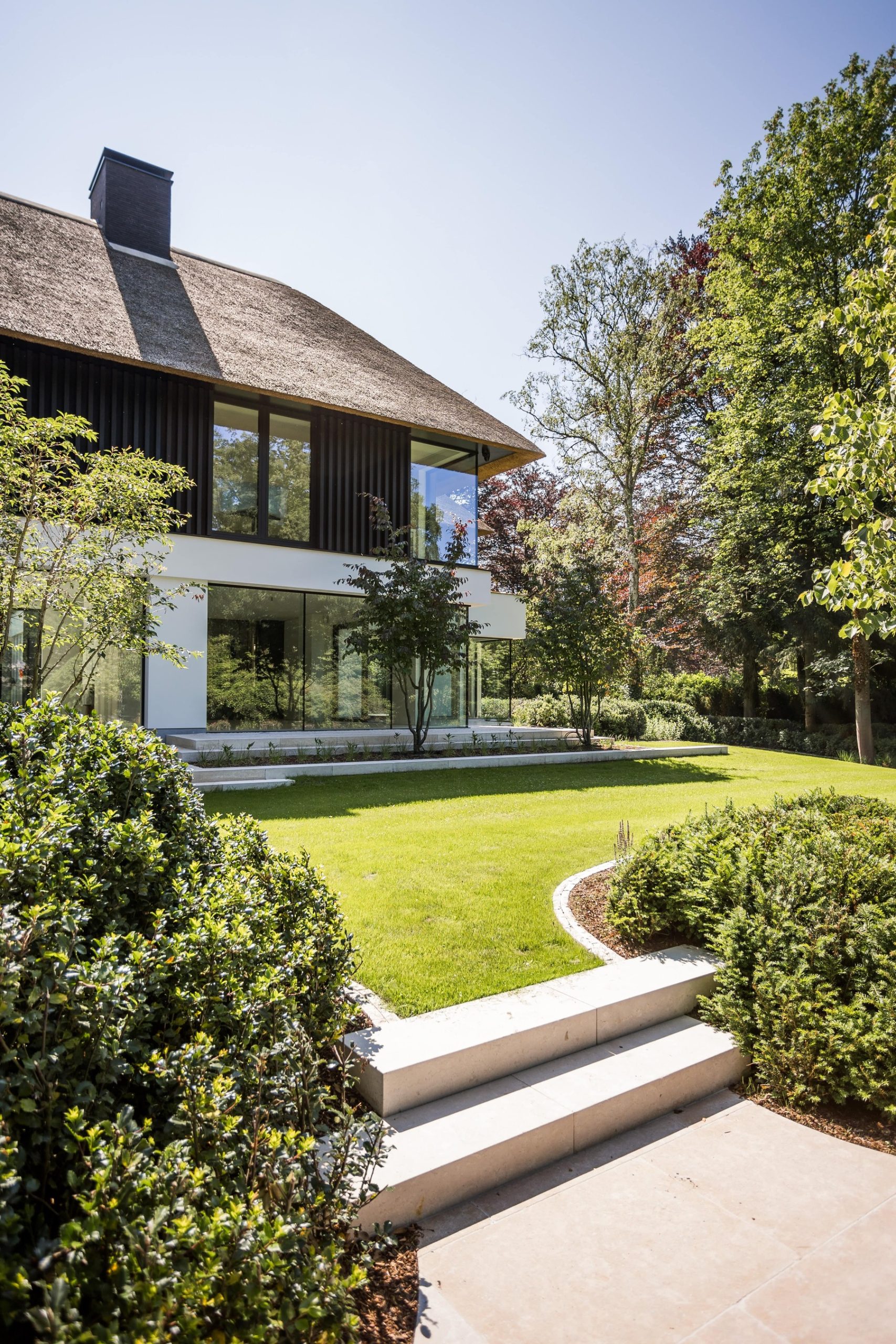 Villatuin te Brasschaat - Cis Van der Linden Tuinaanneming en -Architectuur